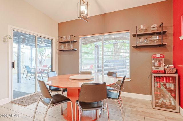 2334 W MYRTLE Avenue, Phoenix, AZ 85021