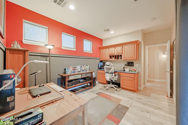 2334 W MYRTLE Avenue, Phoenix, AZ 85021