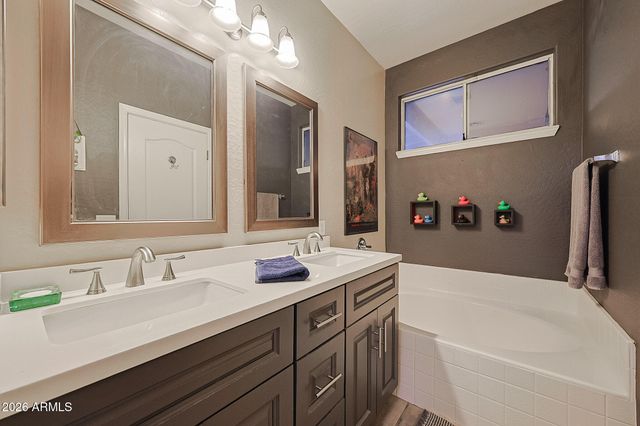 2334 W MYRTLE Avenue, Phoenix, AZ 85021