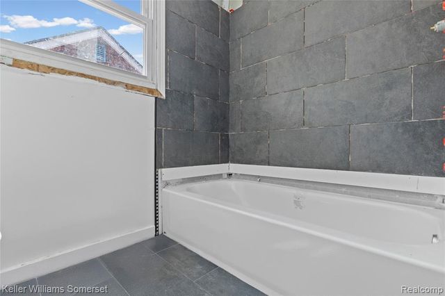 18642 Tracey Street, Detroit, MI 48235