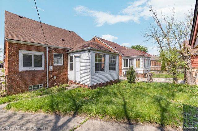 18642 Tracey Street, Detroit, MI 48235