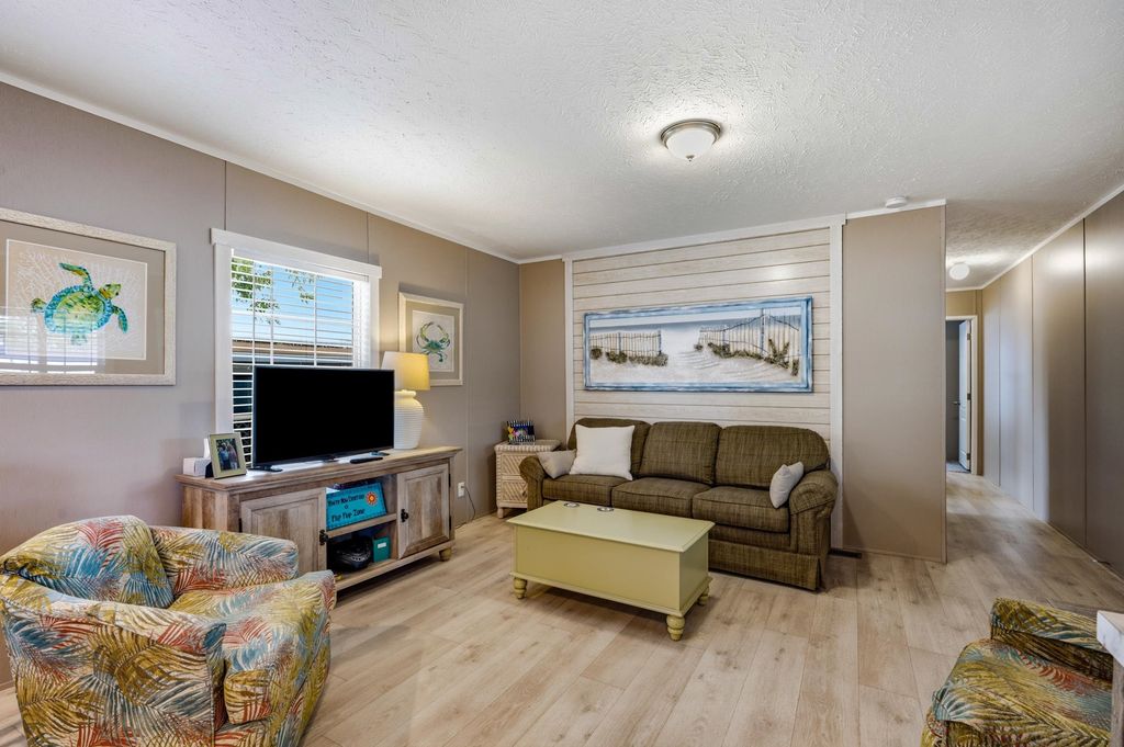 1521 Tanglewood Ave, North Myrtle Beach, SC 29582 — photo 3