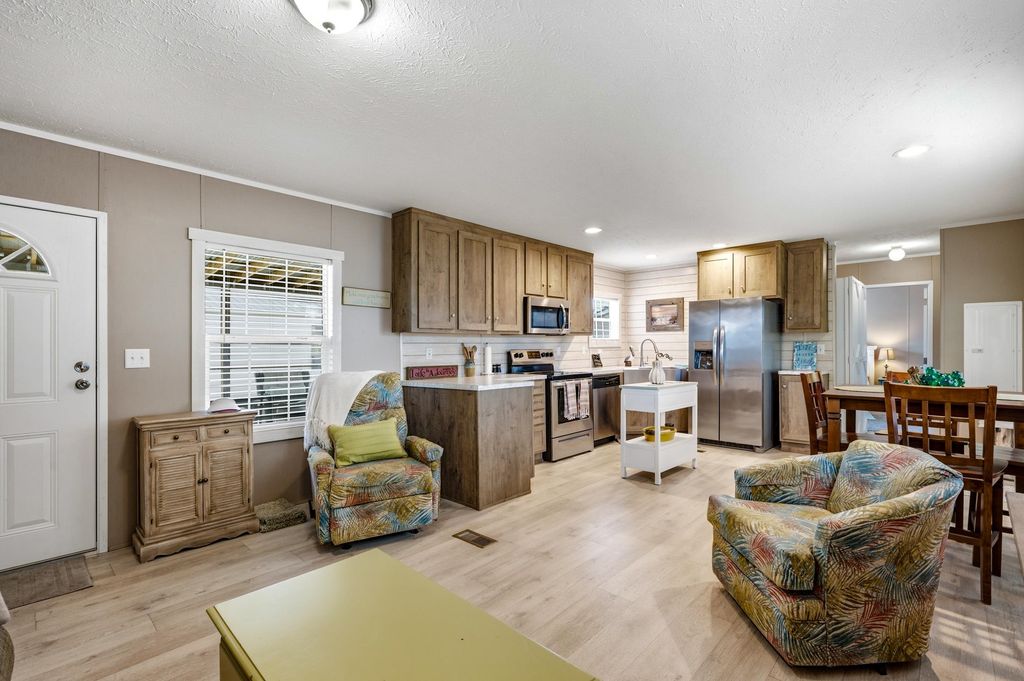 1521 Tanglewood Ave, North Myrtle Beach, SC 29582 — photo 5