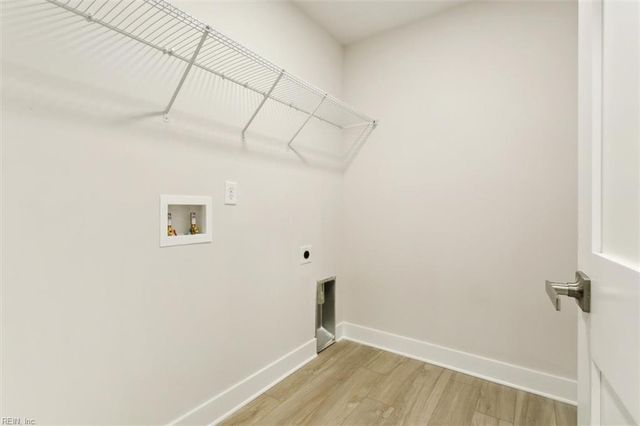31 Holloway RD, Newport News, VA 23602
