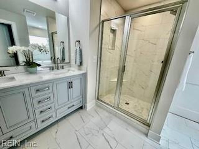 31 Holloway RD, Newport News, VA 23602