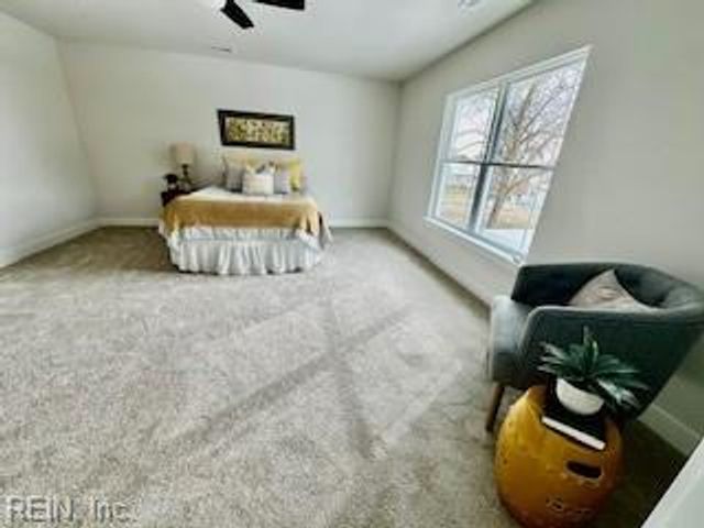 31 Holloway RD, Newport News, VA 23602