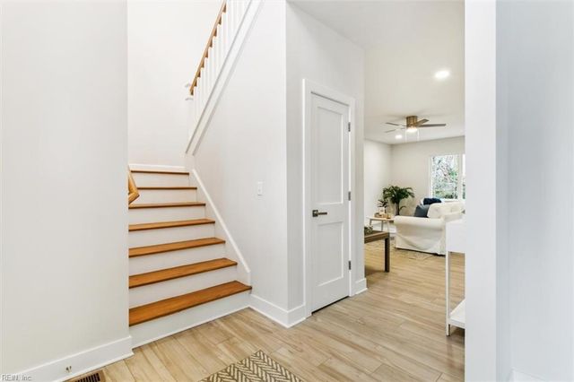 31 Holloway RD, Newport News, VA 23602