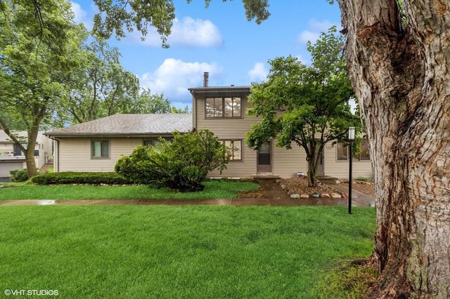 4478 Arden View Court, Arden Hills, MN 55112