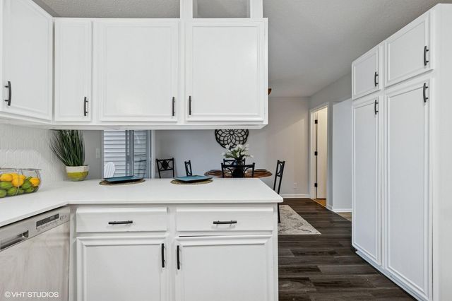 4478 Arden View Court, Arden Hills, MN 55112