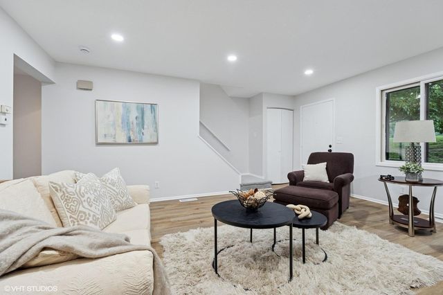 4478 Arden View Court, Arden Hills, MN 55112