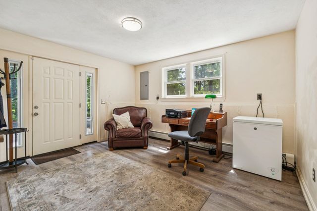29 Wild Pasture Road, Kensington, NH 03833