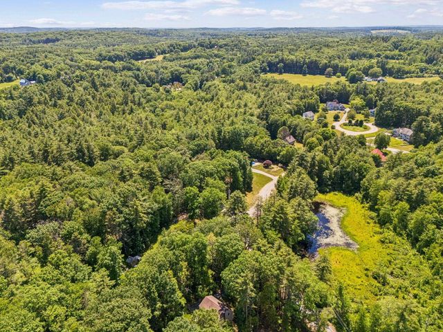 29 Wild Pasture Road, Kensington, NH 03833