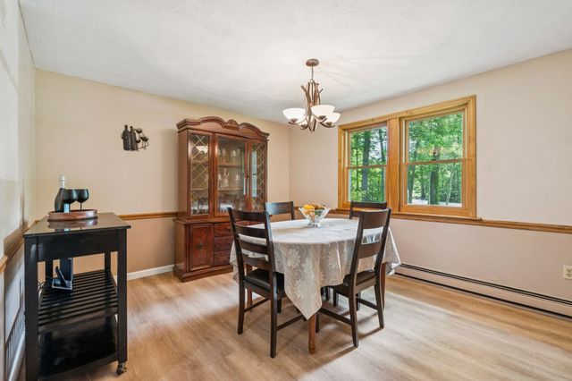 29 Wild Pasture Road, Kensington, NH 03833