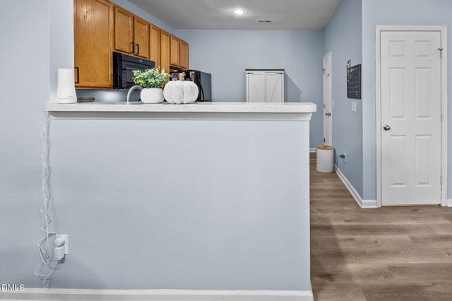 5011 Eagle Stone Lane 106, Raleigh, NC 27610