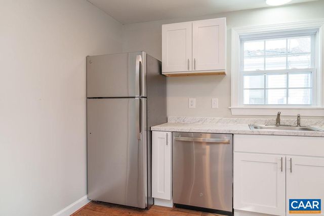 1433 HARDING AVE, Waynesboro, VA 22980