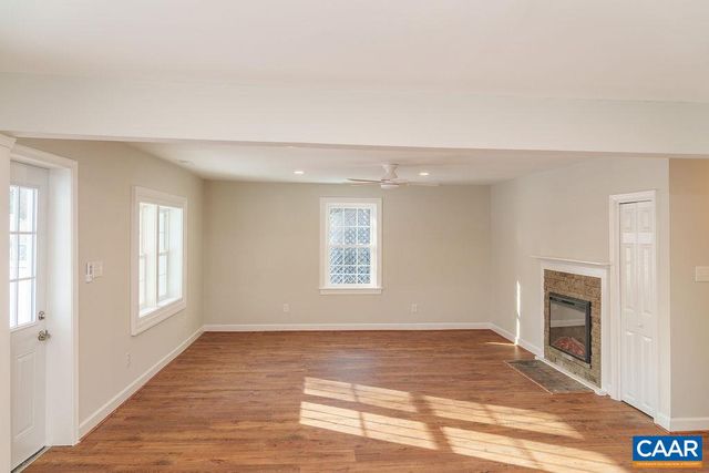 1433 HARDING AVE, Waynesboro, VA 22980