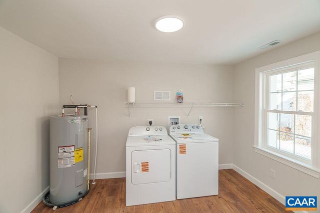 1433 HARDING AVE, Waynesboro, VA 22980