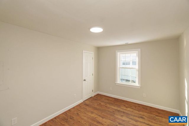 1433 HARDING AVE, Waynesboro, VA 22980