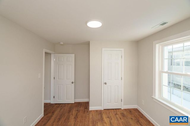 1433 HARDING AVE, Waynesboro, VA 22980