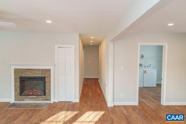 1433 HARDING AVE, Waynesboro, VA 22980