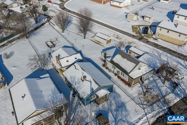 1433 HARDING AVE, Waynesboro, VA 22980