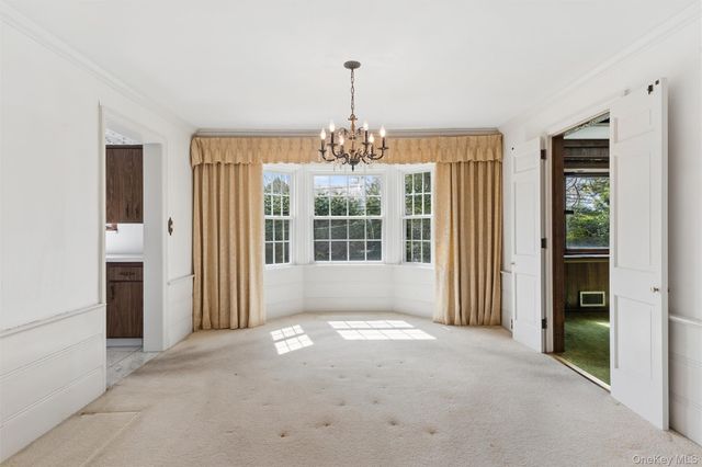 89 Country Club Drive, Port Washington, NY 11050