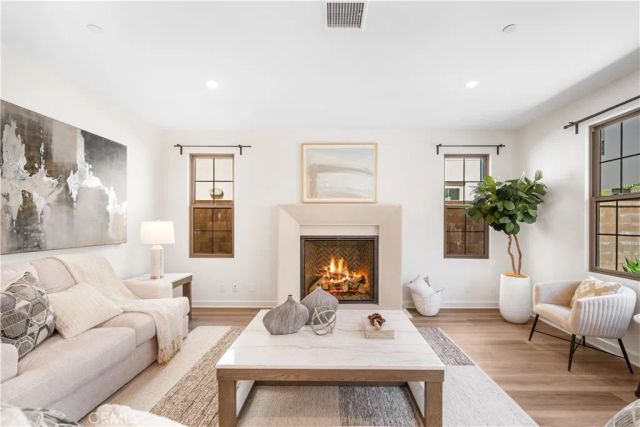 114 Bouquet, Irvine, CA 92618