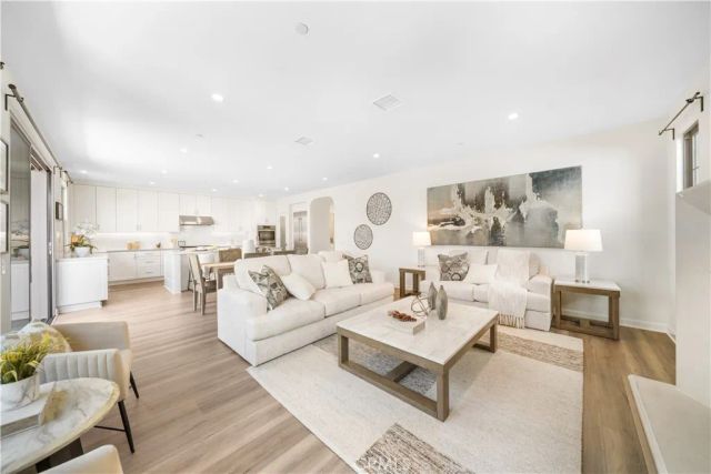 114 Bouquet, Irvine, CA 92618