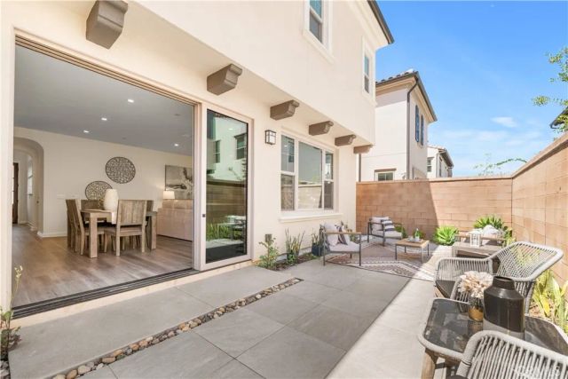 114 Bouquet, Irvine, CA 92618