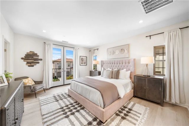 114 Bouquet, Irvine, CA 92618