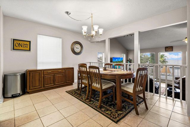 166 Bridgelanding, Onalaska, TX 77360