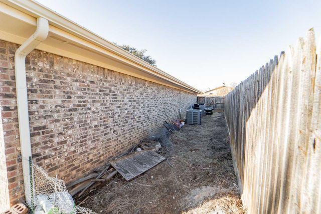 2403 Sha Lane, Breckenridge, TX 76424