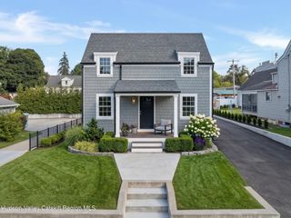 3 Milo Street N, Hudson, NY 12534