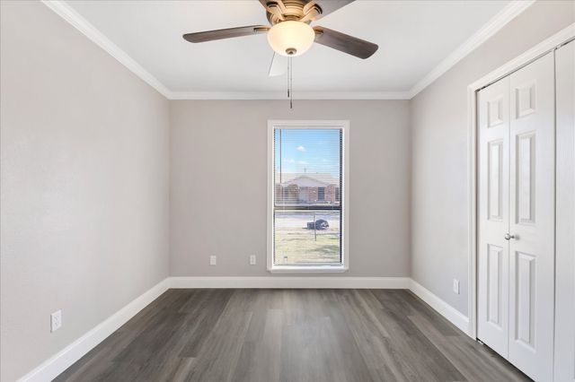 1913 Edna Smith Drive, Garland, TX 75040