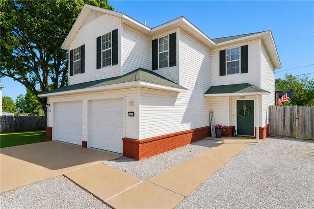 3034 & 3036 W Mica Street, Fayetteville, AR 72704