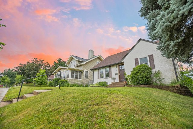 1273 Juno Avenue, Saint Paul, MN 55116