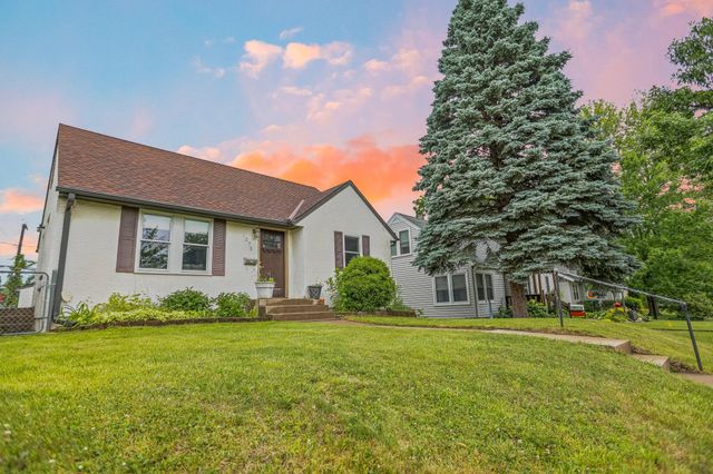 1273 Juno Avenue, Saint Paul, MN 55116