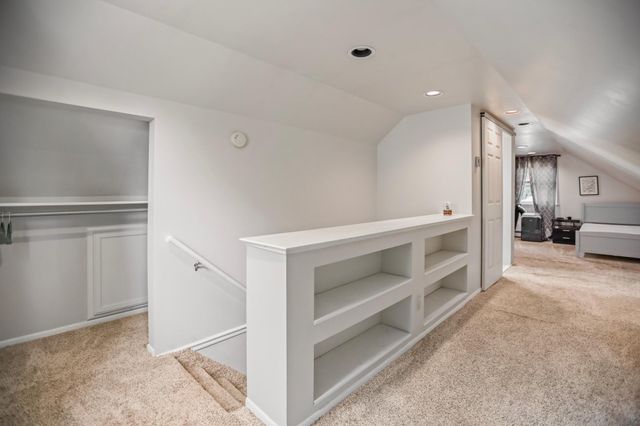 1273 Juno Avenue, Saint Paul, MN 55116