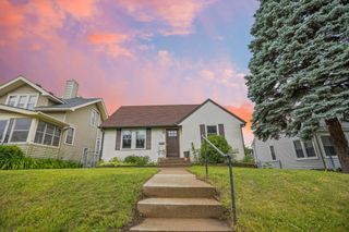 1273 Juno Avenue, Saint Paul, MN 55116