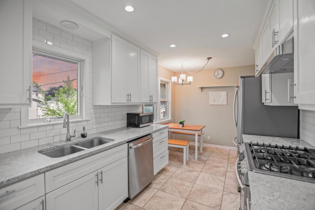 1273 Juno Avenue, Saint Paul, MN 55116 — photo 5