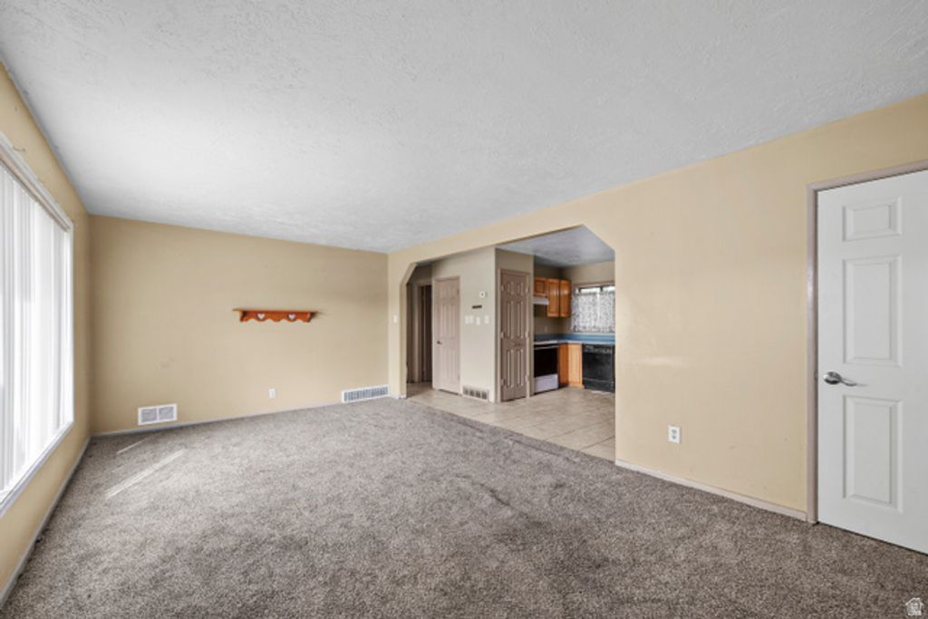 154 E 4800 S, Washington Terrace, UT 84405 — photo 3