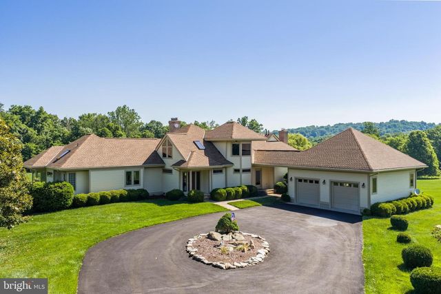 18291 CALUMET LN, Bluemont, VA 20135