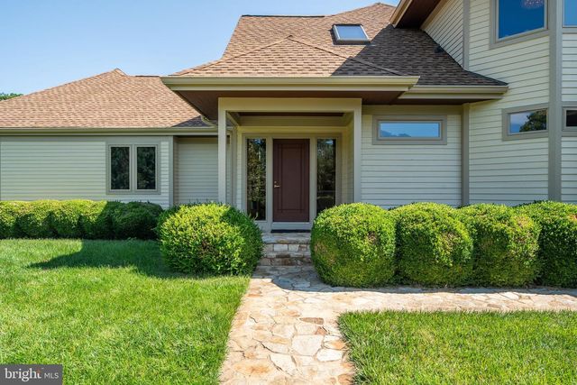 18291 CALUMET LN, Bluemont, VA 20135