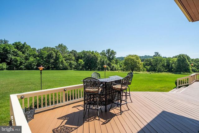 18291 CALUMET LN, Bluemont, VA 20135