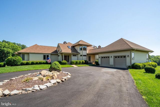 18291 CALUMET LN, Bluemont, VA 20135