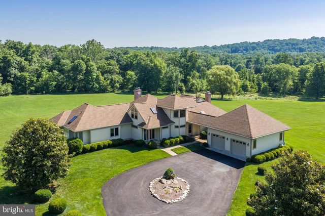 18291 CALUMET LN, Bluemont, VA 20135