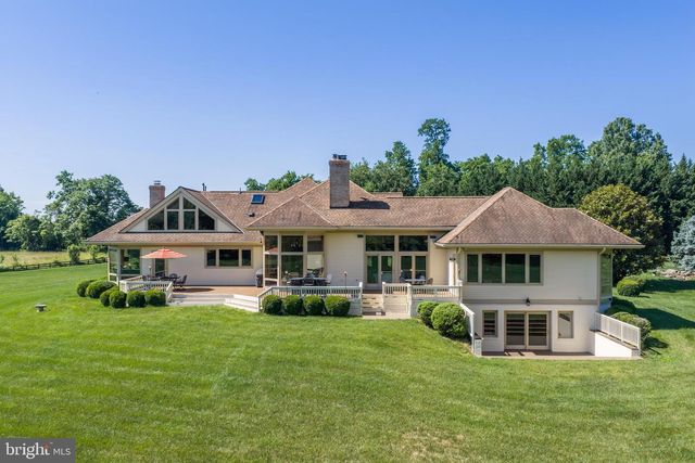 18291 CALUMET LN, Bluemont, VA 20135