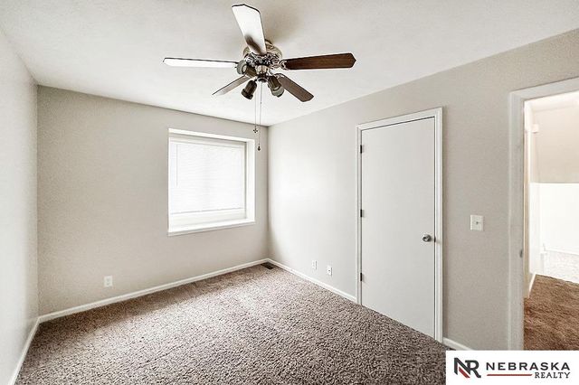 9912 S 9th Avenue, Bellevue, NE 68123