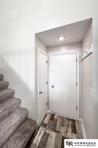 9912 S 9th Avenue, Bellevue, NE 68123