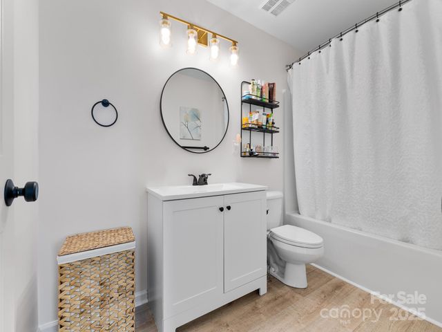 4022 Carl Parmer Drive, Harrisburg, NC 28075